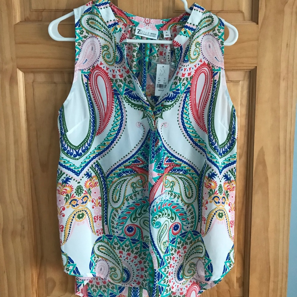 NWT New York & Co tank, size Medium